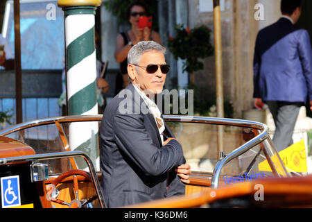 Lido di Venezia, Italie. 06Th Sep 2017. L'Europe, Italie, Lido di Venezia, 01 septembre, 2017 : George Clooney arrive à Lido di Venezia pour 74e Festival International du Film de Venise Crédit Crédit : Ottavia Da Re/Sintesi/Alamy Live News Banque D'Images
