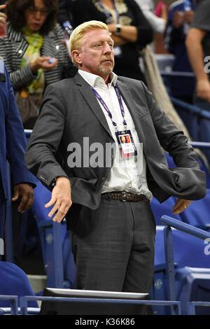 Flushing Meadows, New York, USA. 06Th Sep 2017. ***Aucune NY DAILIES*** Boris Becker vu regarder John Isner Vs Mischa Zverev au cours de l'US Open 2017 à l'USTA Billie Jean King National Tennis Center le 1 septembre 2017 à Flushing Queens. Credit : mpi04/MediaPunch MediaPunch Crédit : Inc/Alamy Live News Banque D'Images