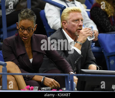 Flushing Meadows, New York, USA. 06Th Sep 2017. ***Aucune NY DAILIES*** Boris Becker vu regarder John Isner Vs Mischa Zverev au cours de l'US Open 2017 à l'USTA Billie Jean King National Tennis Center le 1 septembre 2017 à Flushing Queens. Credit : mpi04/MediaPunch MediaPunch Crédit : Inc/Alamy Live News Banque D'Images