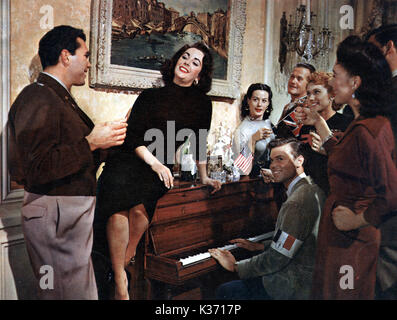 La DERNIÈRE FOIS QUE J'ai vu PARIS ELIZABETH TAYLOR Date : 1954 Banque D'Images