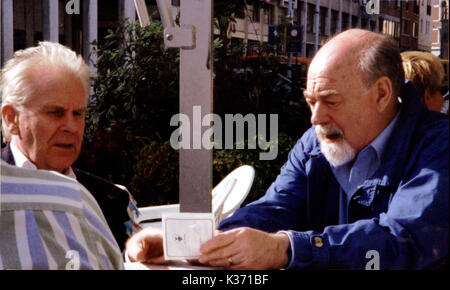 LE Giornate del cinema muto 1997 L-R, DAVID ROBINSON, DIRECTEUR DU FESTIVAL ET JOHN LANCHBERY, compositeur et chef d'ORCHESTRE Banque D'Images