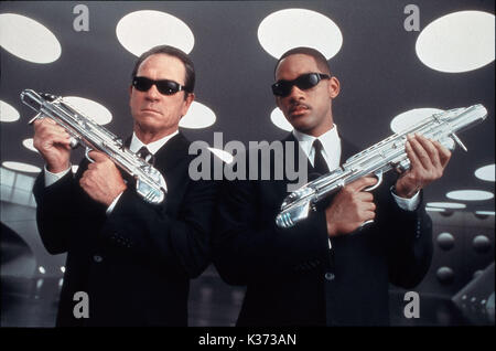 MEN IN BLACK 2 TOMMY LEE JONES, Will Smith Date : 2002 Banque D'Images