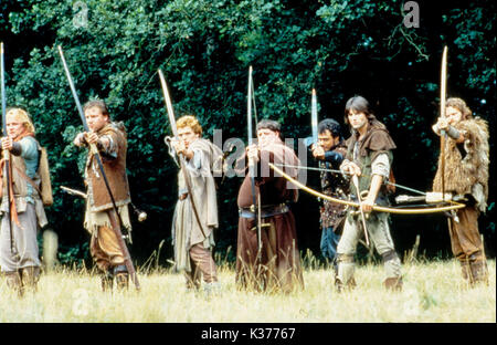 ROBIN DE SHERWOOD GOLDCREST FILMS/HTV L-R : ?, Ray Winstone , ? , PHIL ROSE (frère Tuck), ? , MICHAEL PRAED (Robin de Lockesley), Clive MANTLE (Little John) Banque D'Images