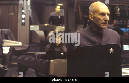 STAR TREK : NEMESIS MARINA SIRTIS PARAMOUNT PICTURES, PATRICK STEWART Date : 2002 Banque D'Images