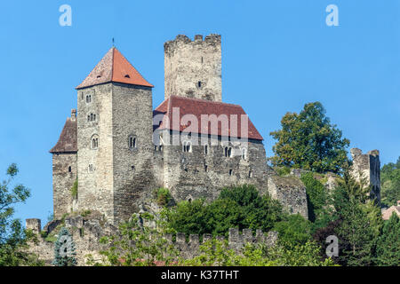 Hardegg Castle est dans le parc national Thayatal, Basse Autriche, Autriche, Europe Banque D'Images