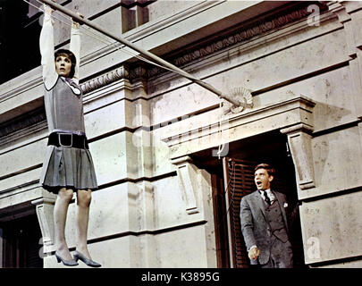 K-MARO JULIE ANDREWS, JAMES FOX Date : 1967 Banque D'Images