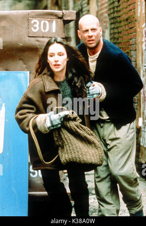 Douze singes MADELEINE STOWE, Bruce Willis Date : 1995 Banque D'Images