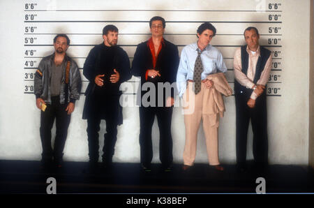 Les suspects habituels L-R, KEVIN POLLACK, STEPHEN BALDWIN, Benicio DEL TORO, GABRIEL BYRNE, Kevin Spacey Date : Banque D'Images