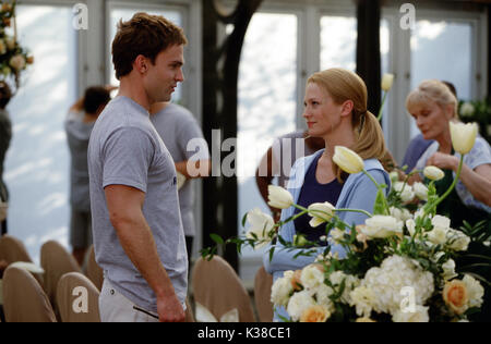 Mariage AMÉRICAIN SEANN WILLIAM SCOTT ET JANUARY JONES UN FILM UNIVERSEL DE LA RONALD GRANT Date d'archivage : 2003 Banque D'Images