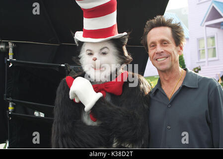 Le CHAT DANS LE CHAPEAU Mike MYERS comme le chat avec le producteur Brian Grazer Date : 2003 Banque D'Images