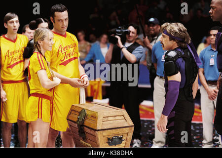 DODGEBALL JOEL DAVID MOORE, MISSI PYLE, obscurci, CHRISTINE TAYLOR, Vince Vaughn et Ben Stiller Objet : la vraie vie les couples mariés, STILLER ET TAYLOR Date : 2004 Banque D'Images