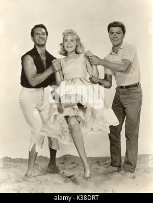 CLIFF ROBERTSON SANDRA DEE JAMES DARREN DANS GIDGET RÉALISÉ PAR PAUL WENDKOS Banque D'Images