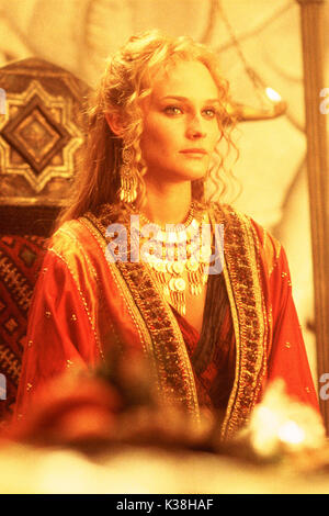 DIANE KRUGER dans le rôle de Helen dans Warner Bros. Troy, action et aventure épique, mettant en vedette Brad Pitt, Eric Bana et Orlando Bloom. LES PHOTOGRAPHIES DOIVENT ÊTRE UTILISÉES UNIQUEMENT À DES FINS PUBLICITAIRES, PROMOTIONNELLES, PUBLICITAIRES OU CRITIQUES DE CE FILM SPÉCIFIQUE ET RESTER LA PROPRIÉTÉ DU STUDIO. NON DESTINÉ À LA VENTE OU À LA REDISTRIBUTION. TROY [US 2004] DIANE KRUGER DIANE KRUGER dans le rôle de 'Helenn' dans Warner Bros. Troy, action et aventure épique, mettant en vedette Brad Pitt, Eric Bana et Orlando Bloom. PHOTOGRAPHIES À UTILISER UNIQUEMENT POUR LA PUBLICITÉ, LA PROMOTION, LA PUBLICITÉ OU LES EXAMENS DE CE PROJET PARTICULIER PI Banque D'Images