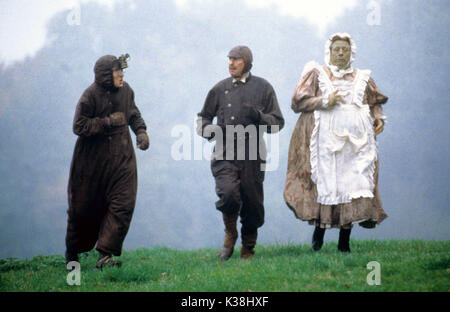 Le VENT DANS LES SAULES STEVE COOGAN , ERIC IDLE [Rat], TERRY JONES [Toad] Date : 1996 Banque D'Images