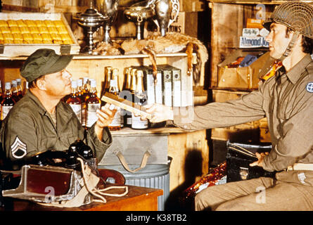 KELLY'S HEROES [1970] Don Rickles, CLINT EASTWOOD Date : 1970 Banque D'Images