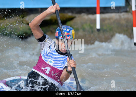 Ivrea, Italie. 06Th Sep 2017. La première journée de matchs de qualification ont eu lieu aujourd'hui au stade de la pirogue d'Ivrea des championnats du monde de canoë et kayak, la quatrième étape de la Coupe du Monde 2017 de l'ICF. Credit : Tonello Abozzi/Pacific Press/Alamy Live News Banque D'Images