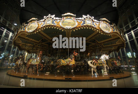 Jane's Carousel à Brooklyn Bridge Park à new york Banque D'Images