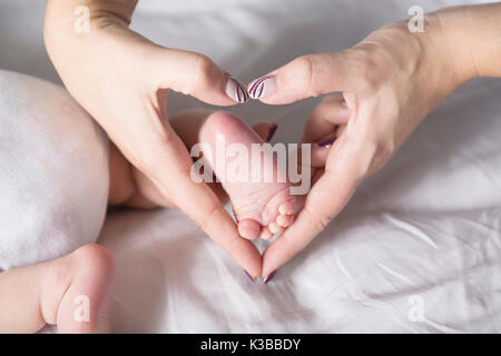 Little baby feet Banque D'Images