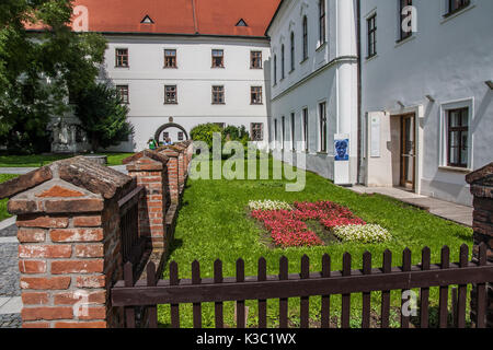 Le jardin où Gregor Mendel a mené ses expériences à l'abbaye de Saint Thomas, Brno Banque D'Images