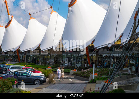 Kent Ashford Designer Outlet Centre shopping mall Banque D'Images