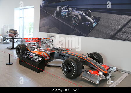 McLaren Mercedes MP4/22 (2007), Mercedes-Benz World, Brooklands, Weybridge, Surrey, Angleterre, Grande-Bretagne, Royaume-Uni, Royaume-Uni, Europe Banque D'Images