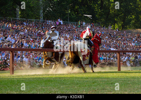 Jeux médiévaux au cours de la Landshuter Hochzeit (festival) à Landshut, Thuringe, Bavière, Allemagne, Banque D'Images