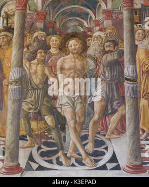 Fresque (1450) par Vecchietta Sienne dans le Baptistère de San Giovanni à la Cathédrale de Sienne, représentant la flagellation du Christ Banque D'Images