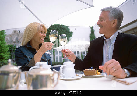 Couple au café Banque D'Images