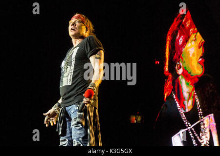 Vancouver, Canada. Du 1er septembre 2017. Groupe de rock américain Guns N' Roses d'effectuer au cours de leur "pas dans cette vie' tour au BC Place Stadium à Vancouver, BC, CANADA. Crédit : Jamie Taylor/Alamy Live News. Banque D'Images