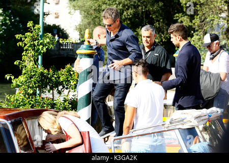 Matt Damon est vu quitter l'hôtel Excelsior après avoir donné des entrevues durant le 74e festival du film de Venise, 01 septembre 2017 à Venise, Italie Banque D'Images