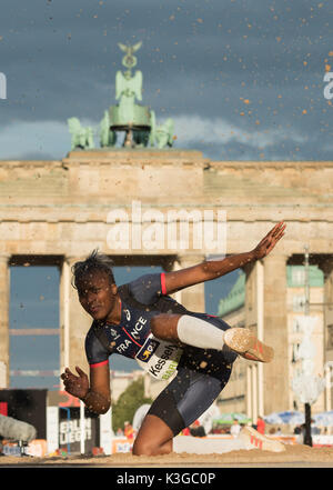 Berlin, Allemagne. 2Nd Sep 2017. Un cavalier français peut être repéré lors de l'Association d'athlétisme (DLV) Concurrence internationale 'Berlin fliegt' à Berlin, Allemagne, 2 septembre 2017. Photo : Annegret Hilse/dpa/Alamy Live News Banque D'Images