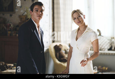 MATCH POINT JONATHAN RHYS MEYERS, Scarlett Johansson Date : 2005 Banque D'Images