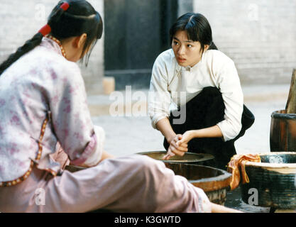 Soulever la lanterne rouge aka DA HONG DENG LONG GAO GAO GUA GONG LI Date : 1991 Banque D'Images