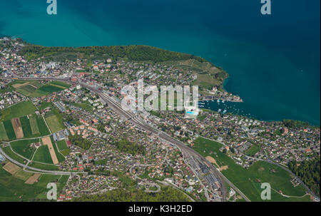 Spiez, Thoune, photo aérienne, de la gare, du port de voile, baignoire bay, l'Oberland Bernois, Suisse Banque D'Images