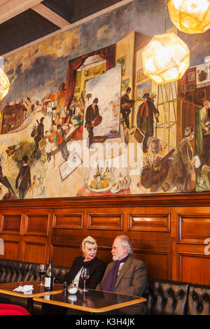 L'Angleterre, Londres, Piccadilly, Académie Royale des Arts, Le Grand Café Banque D'Images