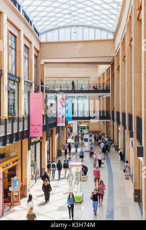 L'Angleterre, Cambridge, Cambridgeshire, le centre commercial Grand Arcade Banque D'Images