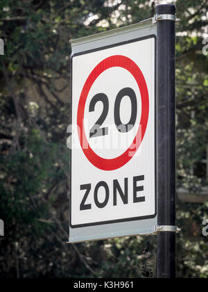 20 MPH à Cambridge UK Signe Zone Banque D'Images
