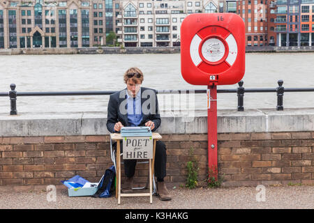 L'Angleterre, Londres, Southwark, Bankside, poète pour voitures Banque D'Images