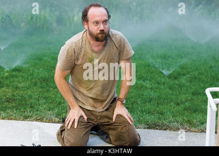 Dame DANS L'EAU, Paul Giamatti LES PHOTOGRAPHIES DOIVENT ÊTRE UTILISÉES EXCLUSIVEMENT POUR LA PUBLICITÉ, de la promotion, de la publicité ou de l'examen de cette motion précise PHOTO ET DE RESTER LA PROPRIÉTÉ DU STUDIO. Non POUR LA VENTE OU LA REDISTRIBUTION. Date : 2006 Banque D'Images