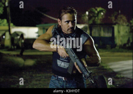 COLIN FARRELL dans le rôle du détective Sonny Crockett prépare son assaut dans Miami Vice, le long métrage criminel drame qui libère ce qui est adulte, dangereux et séduisant à travailler profondément sous couverture. MIAMI VICE COLIN FARRELL comme détective Sonny Crockett COLIN FARRELL comme détective Sonny Crockett prépare son assaut dans Miami Vice, le long métrage criminel drame qui libère ce qui est adulte, dangereux et séduisant de travailler profondément sous couverture. Date : 2006 Banque D'Images