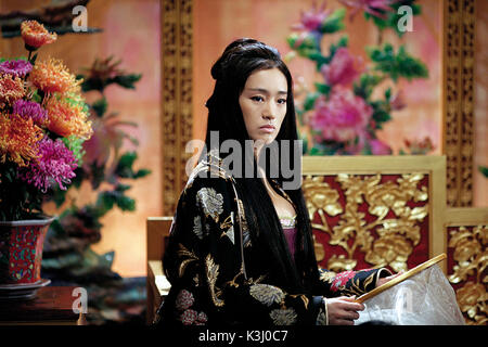 CURSE OF THE GOLDEN FLOWER LI GONG Date : 2006 Banque D'Images