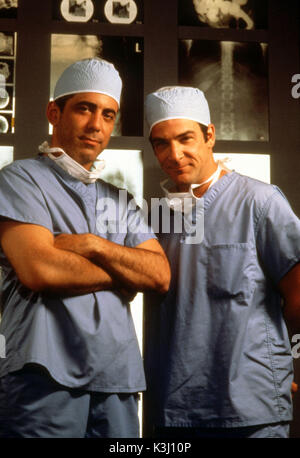 CHICAGO HOPE ADAM ARKIN, MANDY PATINKIN Banque D'Images