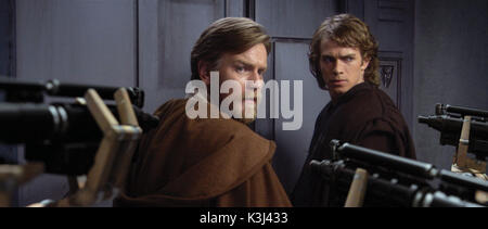 STAR WARS : Épisode III - LA REVANCHE DES SITH (L À R) EWAN MCGREGOR , HAYDEN CHRISTENSEN [Anakin Skywalker] Banque D'Images