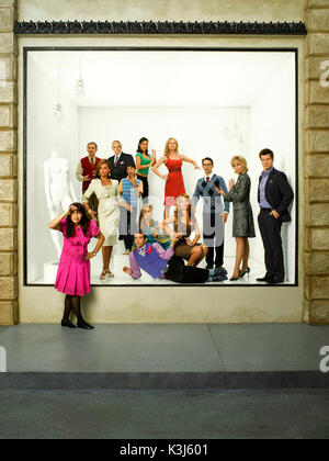 UGLY BETTY - Ugly Betty America Ferrera stars comme Betty Suarez, Eric Mabius comme Daniel Meade, Alan Dale comme Bradford Meade, Tony Plana comme Ignacio, Ana Ortiz comme Hilda, Ashley Jensen comme Christina, Becki Newton comme Amanda, Mark Indelicato comme Justin, Michael Urie que Marc, Christopher Gorham comme Henry, Rebecca Romijn comme Alexis Meade, Judith Light que Claire Meade et Vanessa Williams, Wilhelmina Slater. Banque D'Images