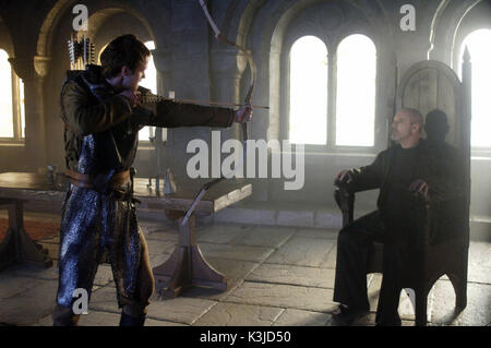 JONAS ARMSTRONG comme Robin des bois Robin des Bois et KEITH ALLEN comme le shérif de Nottingham, ROBIN HOOD Date : 2006 Banque D'Images