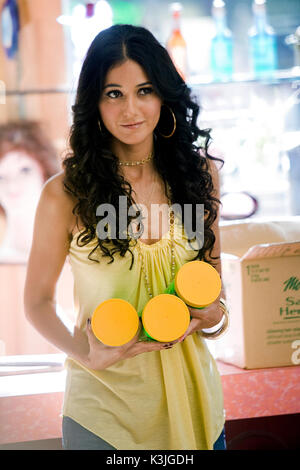 Vous ne salissez pas avec le Zohan [US] 2008 Emmanuelle Chriqui Vous ne salissez pas avec le Zohan Date : 2008 Banque D'Images