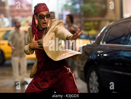 Vous ne salissez pas avec le Zohan [US] 2008 JOHN TURTURRO Date : 2008 Banque D'Images