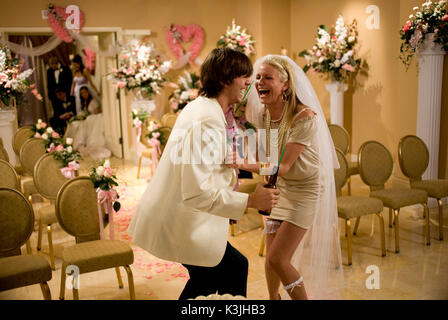 Ce QUI SE PASSE À VEGAS ASHTON KUTCHER, Cameron Diaz CE QUI SE PASSE À VEGAS Date : 2008 Banque D'Images