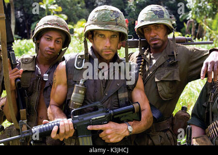 TROPIC THUNDER BRANDON T. JACKSON, Ben Stiller, ROBERT DOWNEY JR. TROPIC THUNDER Date : 2008 Banque D'Images