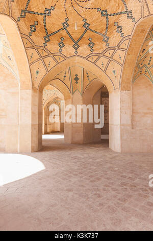 L'Iran, au centre de l'Iran, Kashan, La Mosquée Agha Bozorg et Madreseh, intérieur Banque D'Images